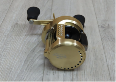 SHIMANO 23 Calcutta Conquest MD 400XG Right Handle Bait Reel in
