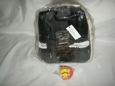 Winnie The Pooh Bees & Honey Mini Backpack & Winnie Keychain *2 PIECE SET* NEW Winnie The Pooh Bees & Honey Mini Backpack & Winnie Keychain  main image 4
