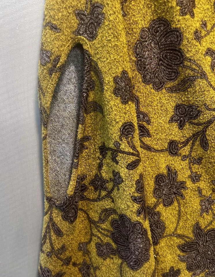 Caballete Marrón Mostaza Estampado Floral Tapiz Capucha Cuello Poncho Ecléctico Boho Hygge Foto 4 de 4