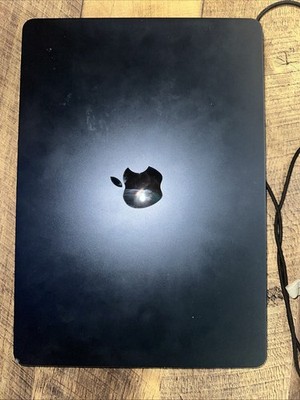 Apple Macbook Air M2 2022 13