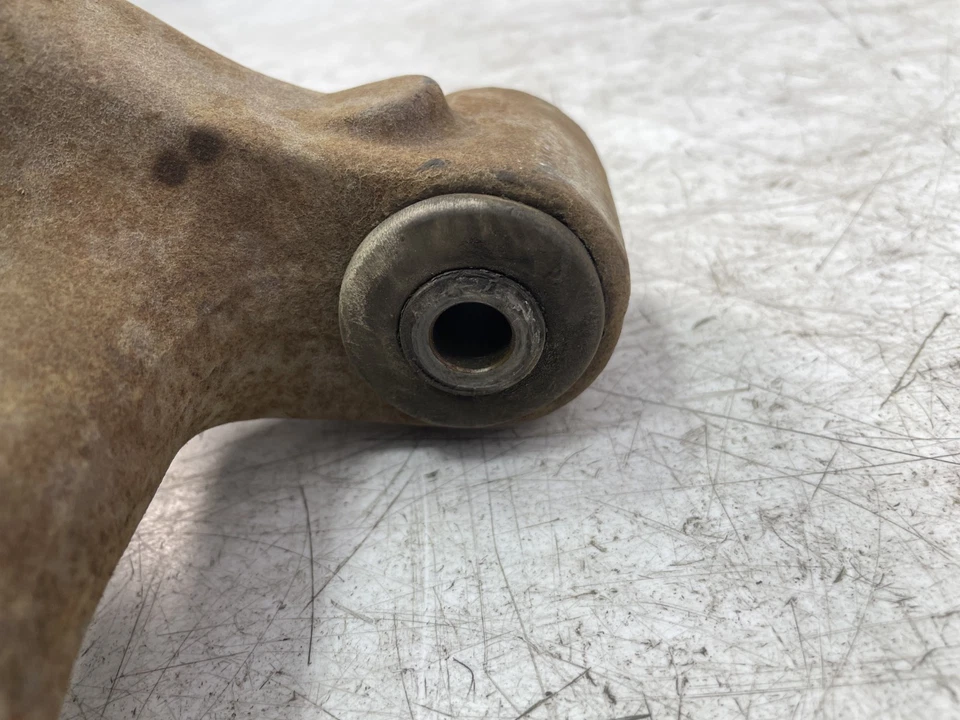 ✅ Brazo de control superior pasajero delantero derecho Volkswagen Eurovan GLS 1997-2003 OEM Foto 4 de 4