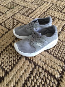 boys new balance trainers