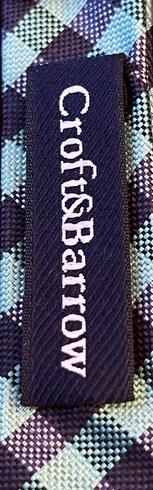 Croft & Barrow, Blue, Green, Hand Made, 100% Silk, Men’s Bow Tie, Made In Chin - Image 3 of 4