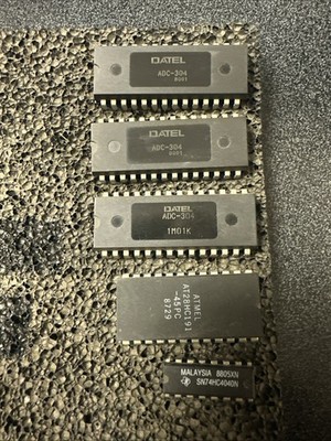 Vintage IC Lot - Datel ADC-304 AT28HC191-45PC EEPROM SN74HC00N Logic Chip Untes