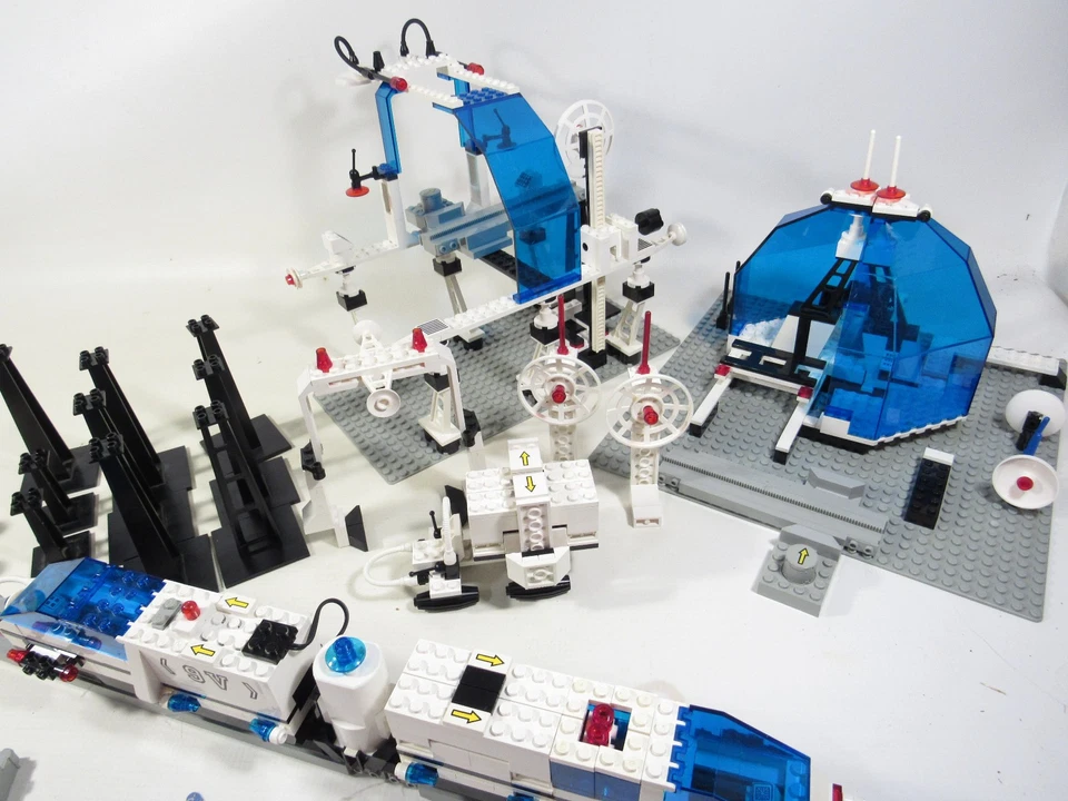 LEGO 6990 Monorail Futuron Transport System - 100% Complete w Box & Instructions - Image 2 of 4