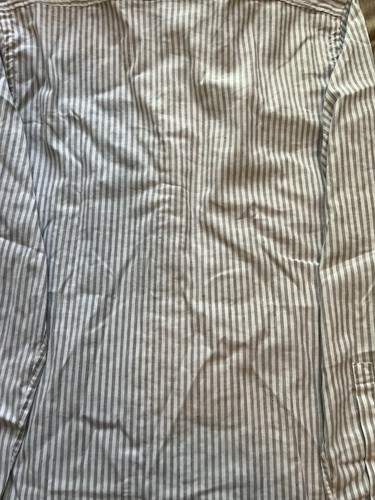Camicia elegante Hugo Boss in misto elasticizzato nuova con etichetta. Taglia M (piccole macchie). - Foto 6 di 8
