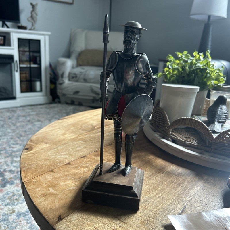 VINTAGE DON QUIXOTE FIGURE DRESSED IN METAL KNIGHT ARMOUR W/ STAFF & BOOK - RARE