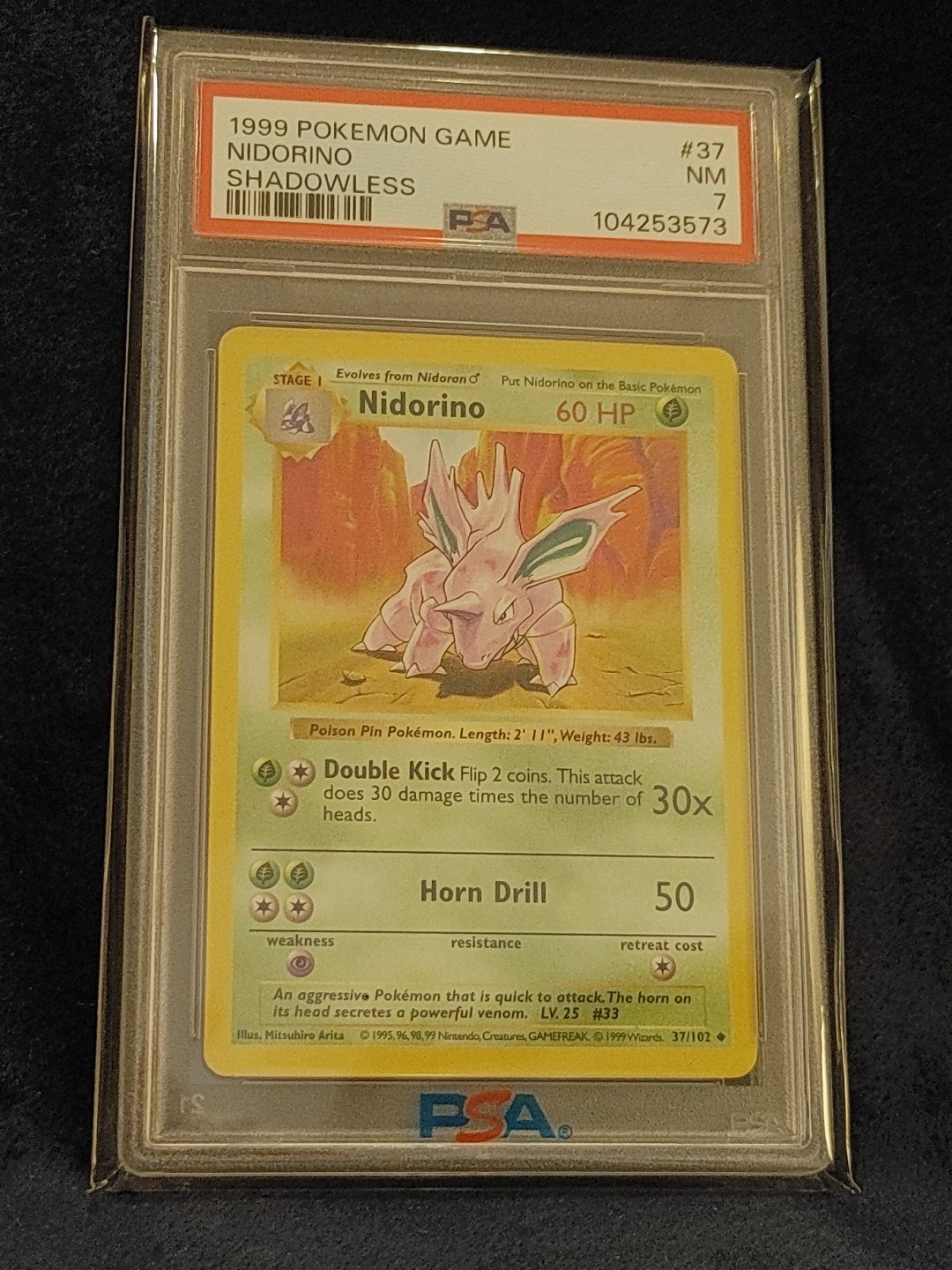 1999 Pokemon Base Set SHADOWLESS Nidorino #37/102 PSA 7