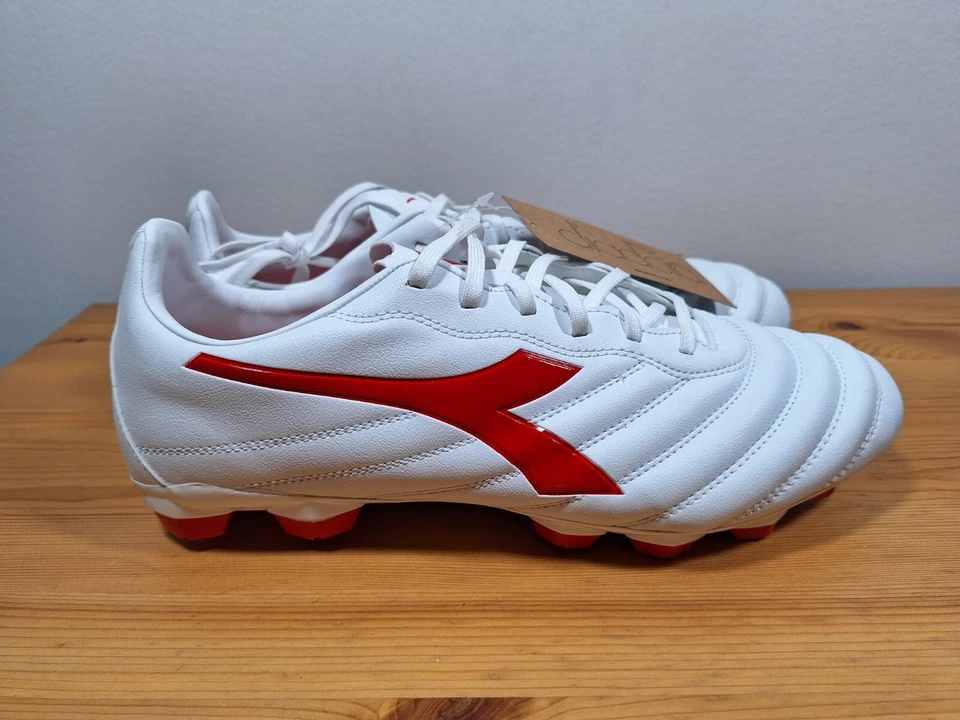 Botines de fútbol terreno firme Diadora 12 BRASIL ELITE 2 R LPU para hombre blancos/rojos nuevos Foto 2 de 4