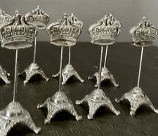 Silver Crown Name Card  Footed Table Decor Metal W/Ornate Base Set of 8