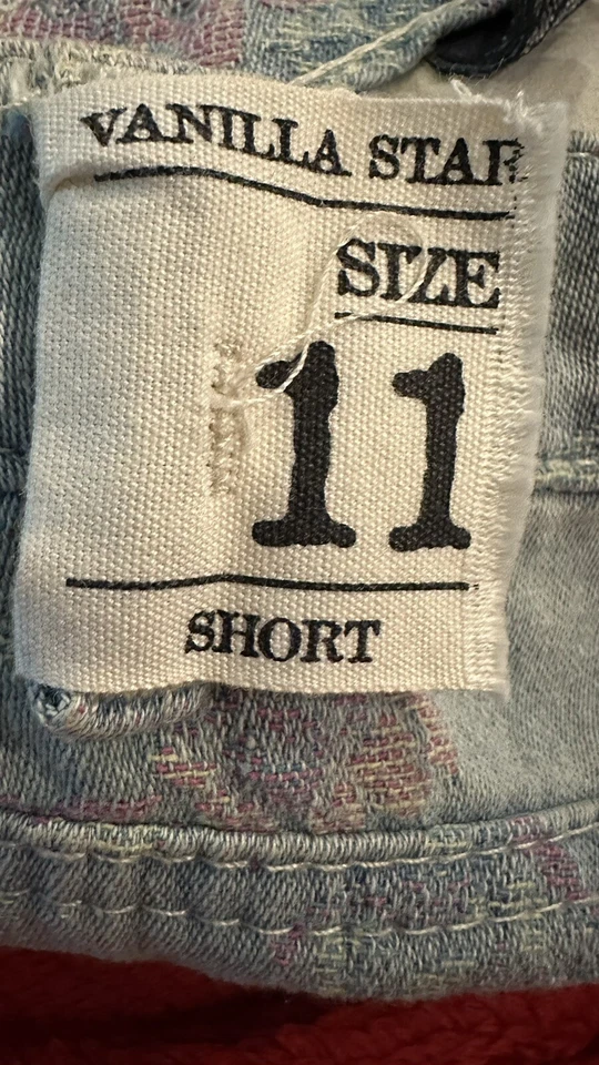 NWT Vanilla Star Jr Miss Size 11 Distressed Low Shortie Jean Shorts - Image 3 of 4