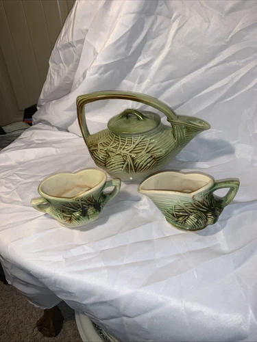 Vintage McCoy Teapot & Sugar/Cream Bowls Pine Cone Style.