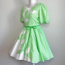 1970s Vintage Gingham Gardens Prairie Swing Dress