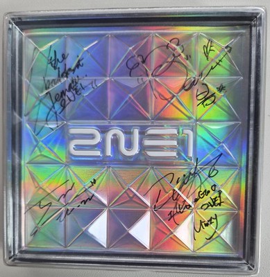 2NE1 I Dont't Care 1st Mini All Member Autographed Signed Album