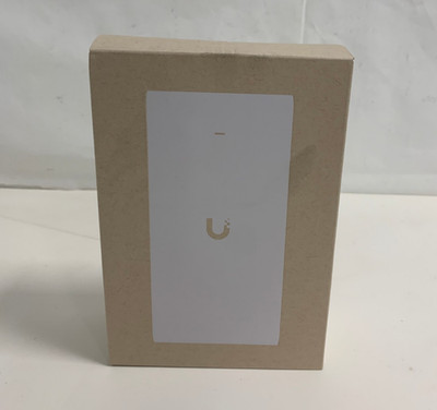 Ubiquiti UniFi 10G PoE+++ Adapter (90W) - White (UACC-PoE+++-10G)