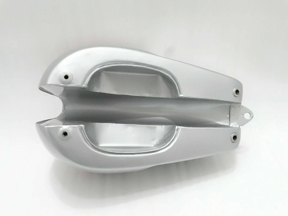 Gas Tank For Triumph T90 5T Speed Twin In Silver & Red With Cap And Parcal Rack - Image 2 of 2