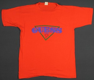 guess paris t shirt