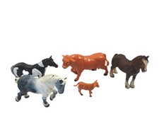 ERTL Farm Country - 5 Assorted Farm Animals Horse Horses Cow Calf