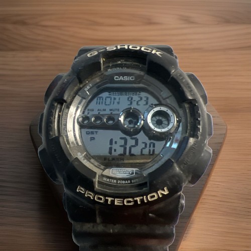 Casio G-Shock Men's Watch Black/Reflective Dial GD-100BW-1 (3263)