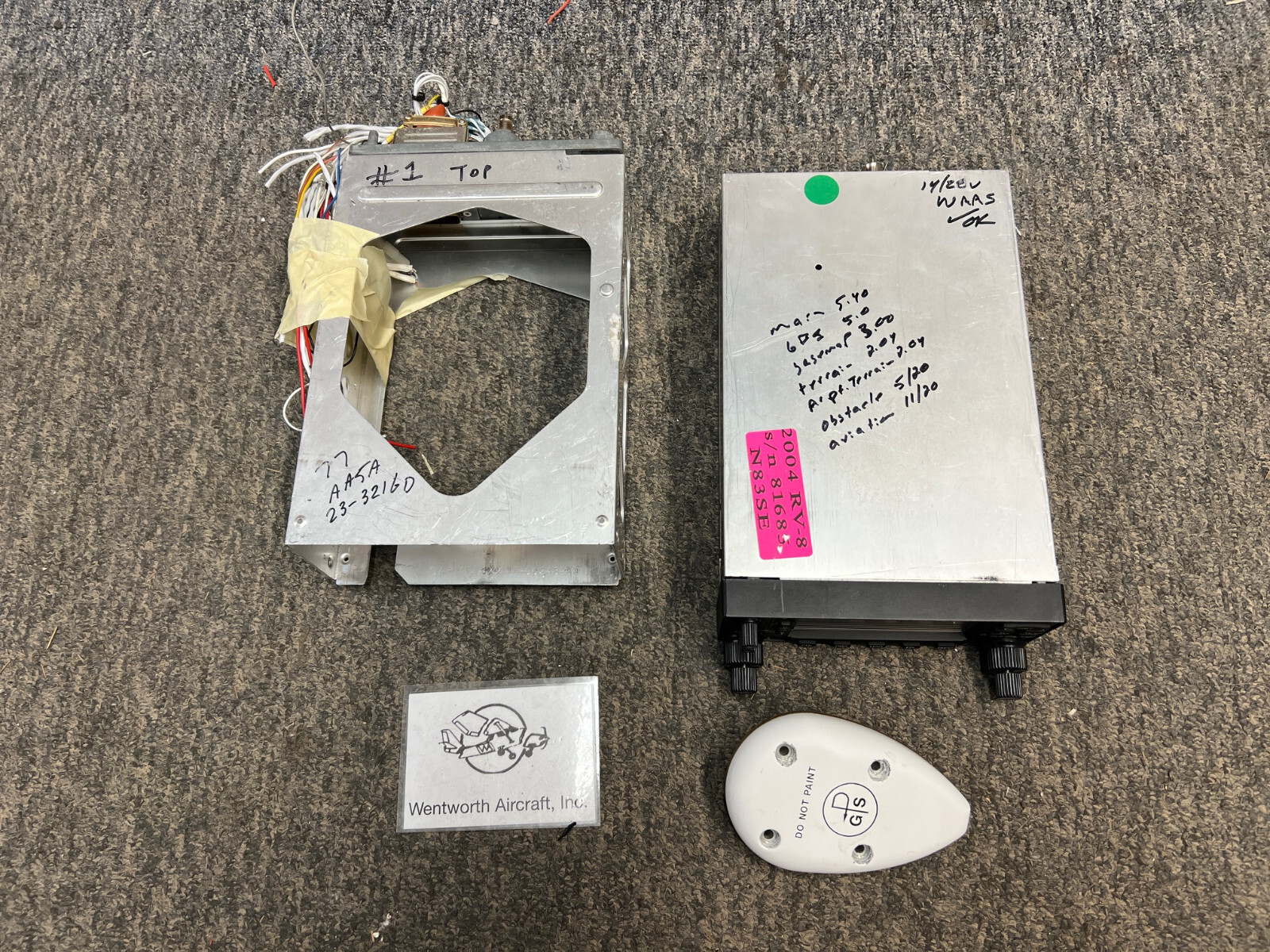 GARMIN GNS 430W(WAAS) WITH TRAY, CONNECTORS, DATA CARDS & WAAS ANTENNA