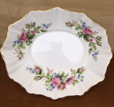Royal Albert Bone China England Moss Rose Small Stylized Dish Vegetable or Rolls