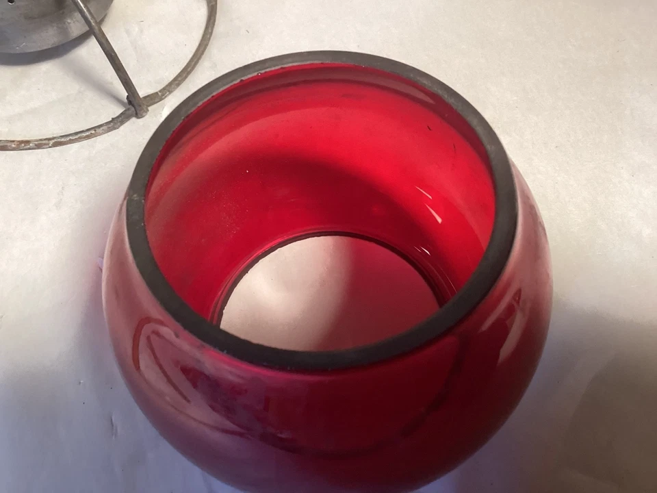 Vintage Armspear “1925” Pennsylvania Railroad lantern red globe train lantern - Image 4 of 4
