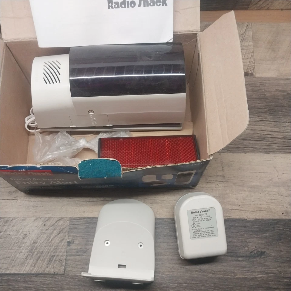 Vintage Radio Shack (49-311) Home / Business Invisible-Beam Entry Alert - Image 3 of 4