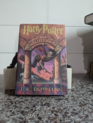 HARRY POTTER AND THE SORCERER'S STONE JK Rowling  BCE First Printing 1st Ed