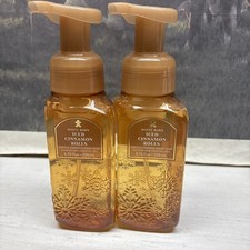 BATH  BODY WORKS LOT OF 2 WHITE BARN ICED CINNAMON ROLLS GENTLE FOAMING HAND