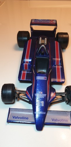 1:10 Burago ESSEX Lotus 1981 driver Mario ANDRETTI. - Foto 2 di 4