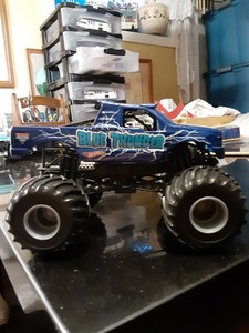 Hot Wheels Monster Jam 1:24 Blue Thunder | eBay