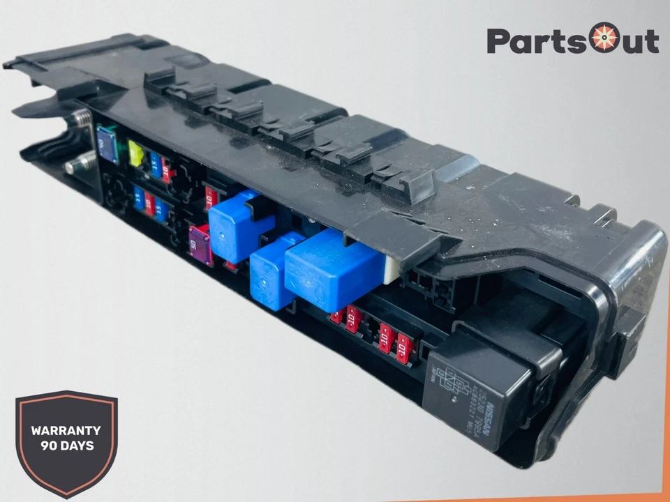 2011-2013 INFINITI M35H M37 M56 UNDER THE HOOD RELAY MODULE FUSE BOX OEM - Image 3 of 4