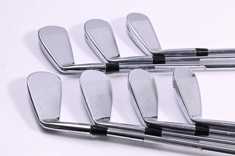Nike VR Forged Pro Combo 2011 Irons / 4-PW / Regular Flex Dynamic Gold R300 - Image 3 of 4