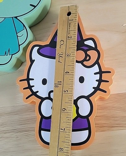 Hello Kitty Halloween Candy Corn Witch Frankie Wood Decorations TJ-MAXX New - Picture 4 of 19