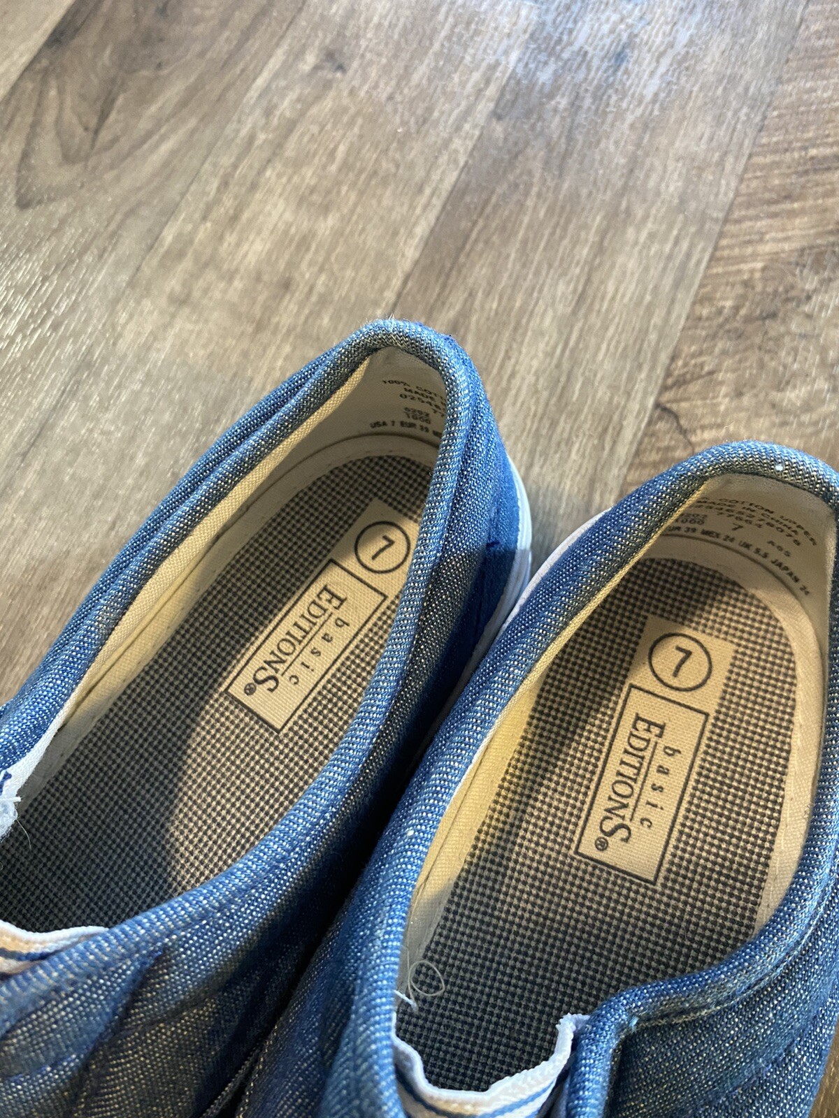 Basic Editions Size 7 Custom Painted Zip Loafers - image 3