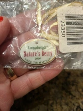 Longaberger 2006 Tree Trimming TT Nature's Berry Basket Miniature Tie-On #23350 