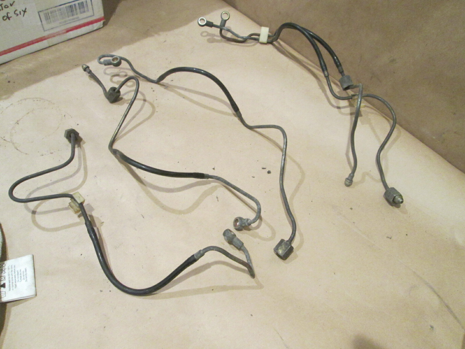 Ferrari 400i  Set Of Fuel Distributor Lines/ Pipes 