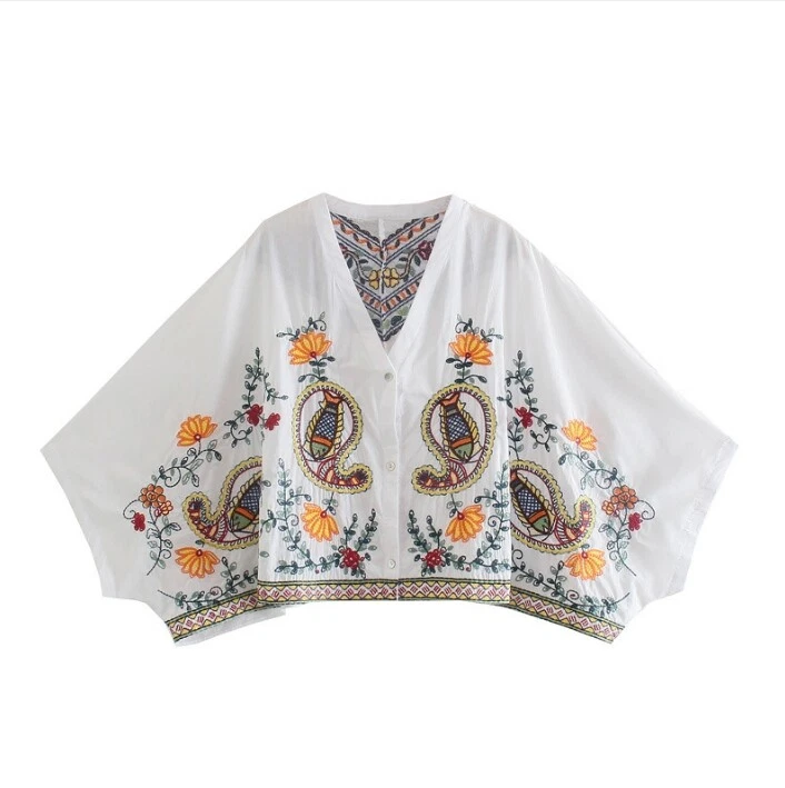 HOT NEW -NWT embroidered white short kimono top casual shirt - Image 3 of 4
