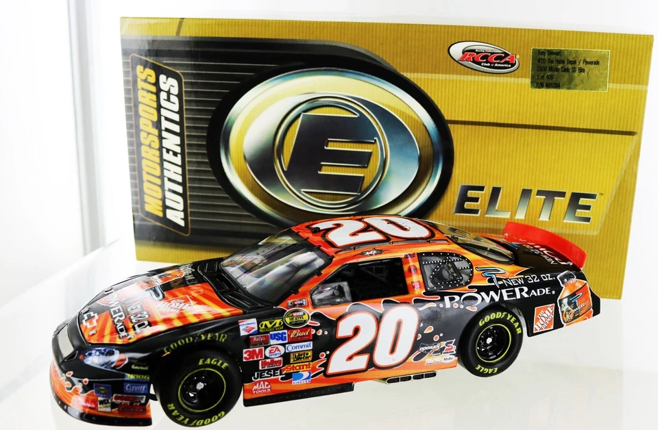 Chevrolet Monte Carlo Elite 2006 Tony Stewart #20 Home Depot/Powerade Foto 2 de 2