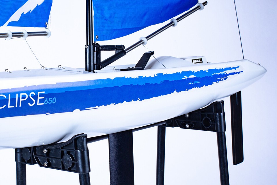 Rage R/C Eclipse 650 Radio Control Racing Sailboat / Yacht 25 Long Hull ...