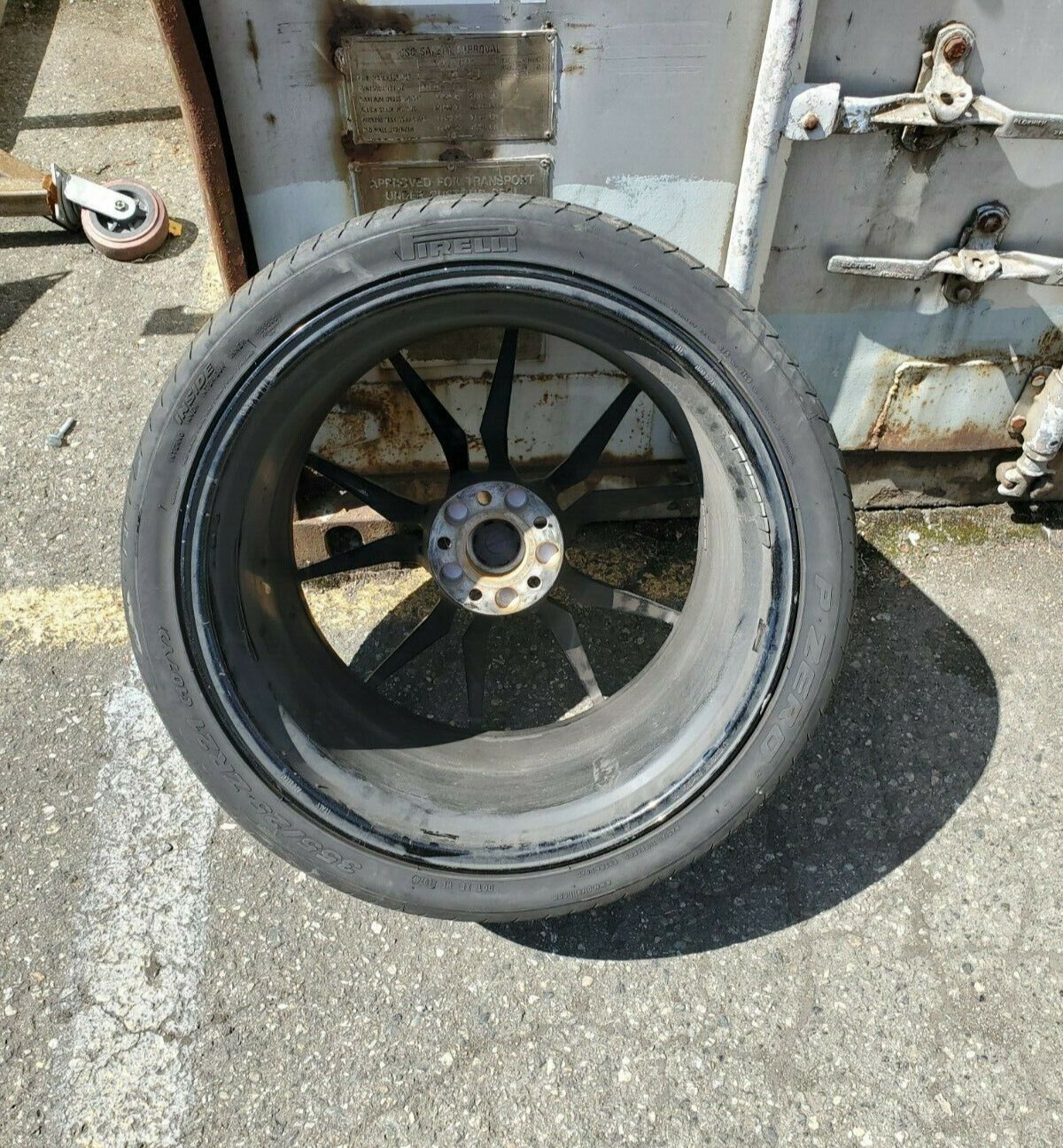 LAMBORGHINI AVENTADOR REAR DIONE WHEEL RIM 470601017AA OEM