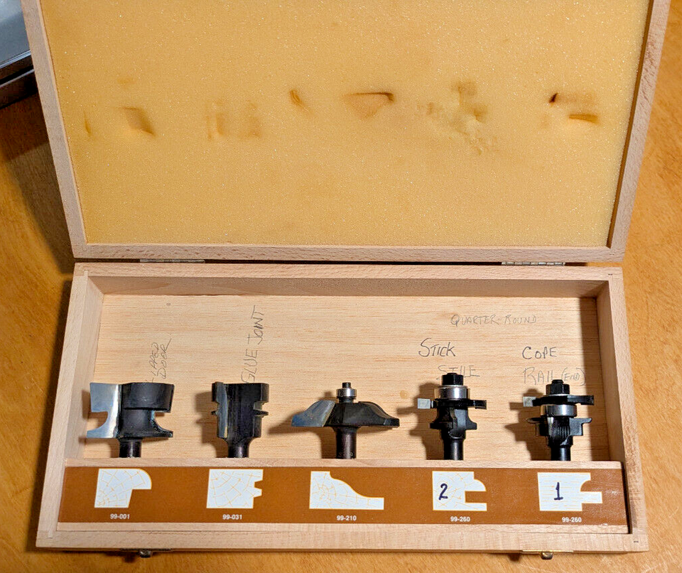 ROUTER BITS FREUD 5 pc BOXED RECESSED PANEL DOOR SET 94-100 1/2