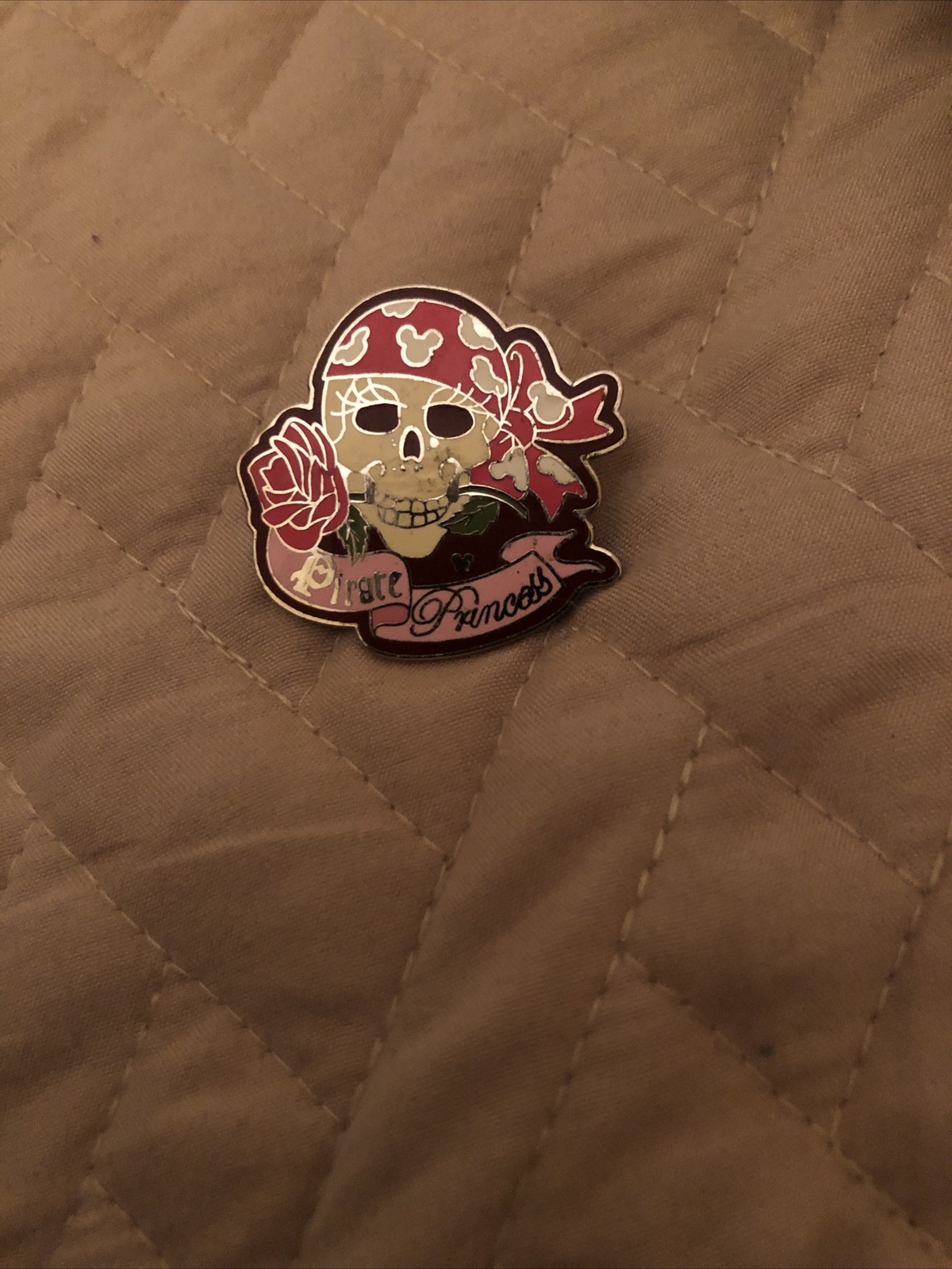Disney Pin 51736 DLR 2007 Hidden Mickey Lanyard Pirate Collection - Princess