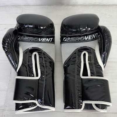 Title Boxing Gloves Black Size Medium 12oz Aerovent