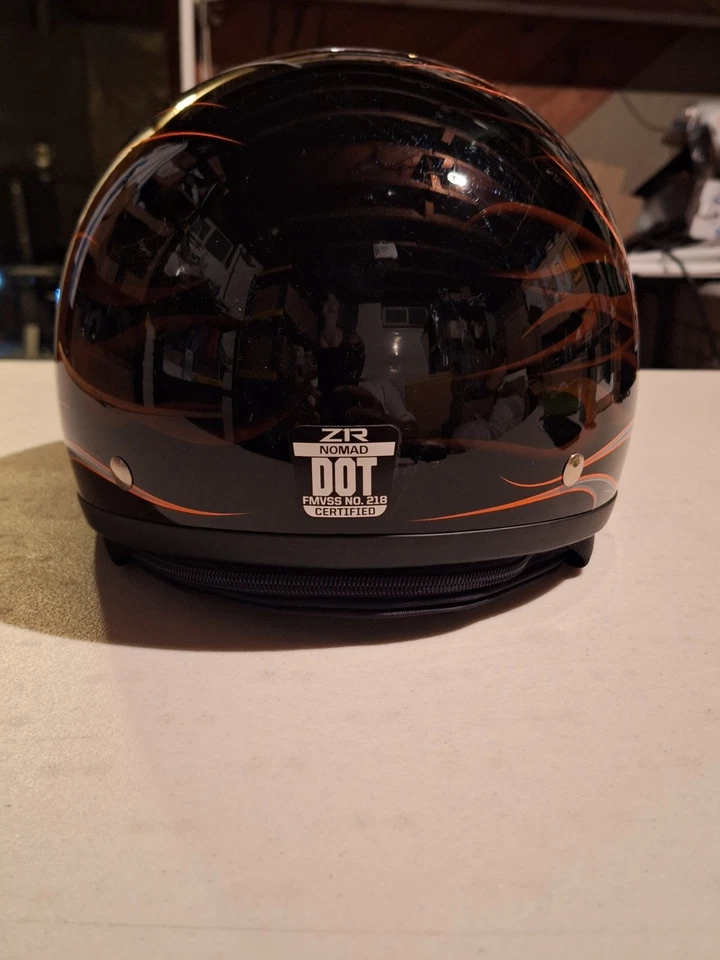 Casco Z1R Nomad Media Carcasa Negro con Llamas Naranja Talla XXS Motocicleta o Bicicleta Foto 2 de 4