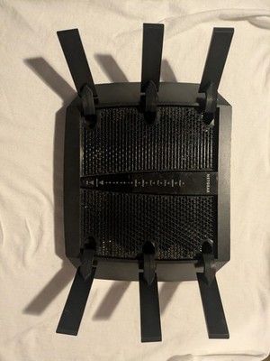 NETGEAR Nighthawk X6 AC3200 Tri-Band Gigabit Wi-Fi Router -  Black R8000-100NAR