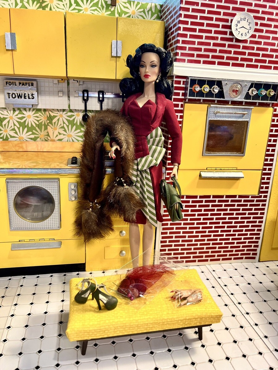 Glamour Puss 2019 IFDC Integrity Toys 40's Vintage Style Glamour Puss 2019 IFDC Integrity Toys 40's Vintage Style