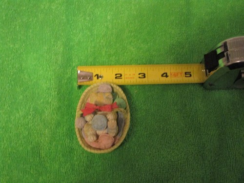 cat in a basket figure, read - Picture 5 of 6