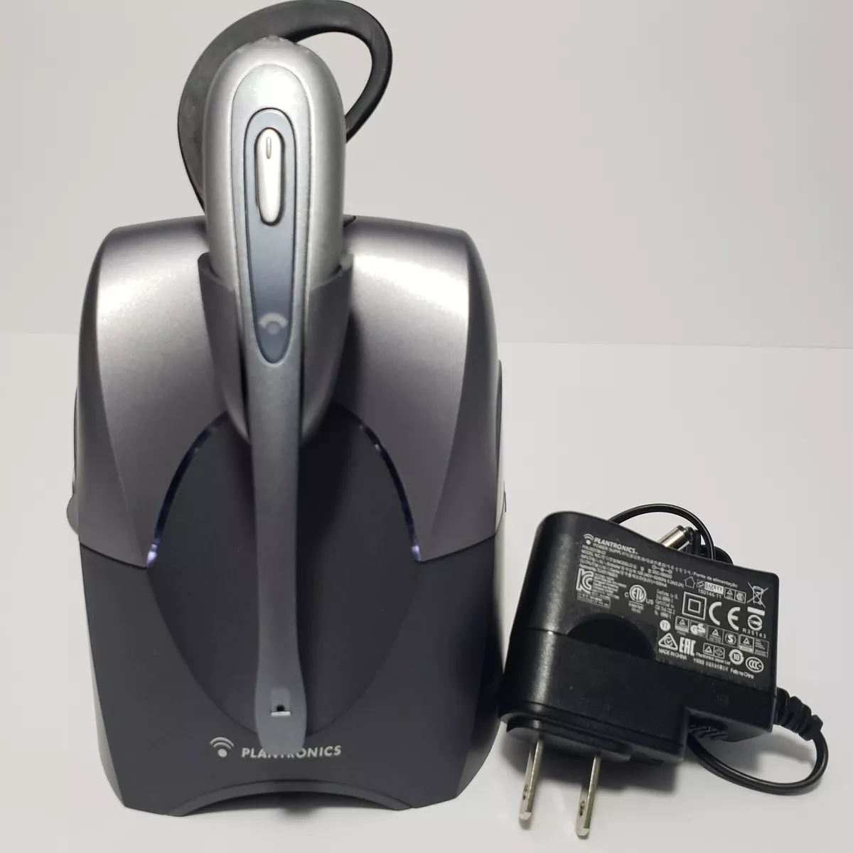 Plantronics CS55 Wireless Phone Headset w Charging Base Tested
