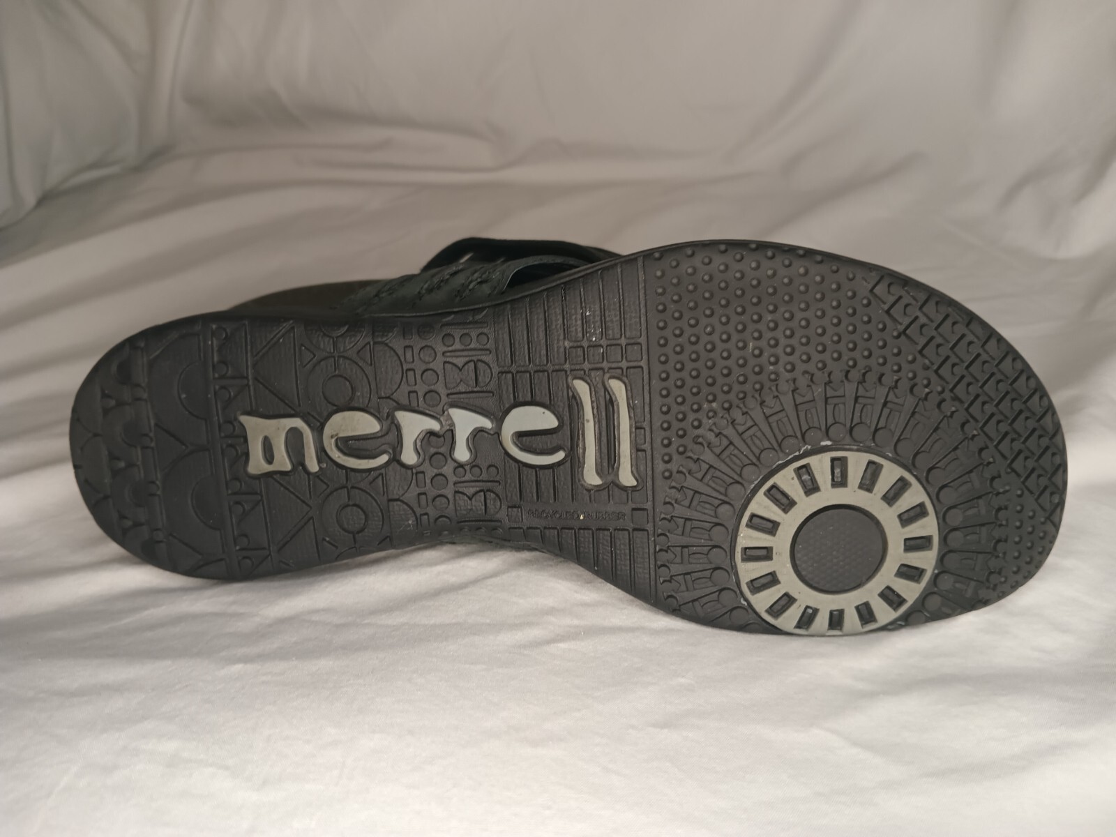 Merrell donna taglia 9. Slide on ballerine. Sandali con disegno floreale sulla suola.